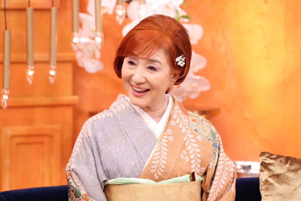 松居一代4億5000万大豪邸をリノベ後初公開　1200万円の家具も披露