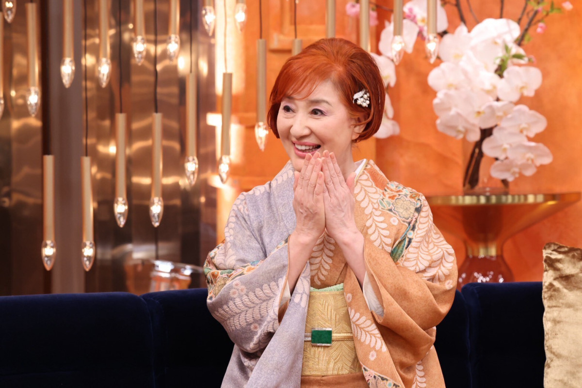 松居一代4億5000万大豪邸をリノベ後初公開　1200万円の家具も披露