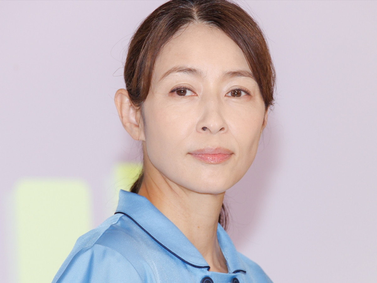 『風、薫る』でヒロインの母・美津を演じる水野美紀