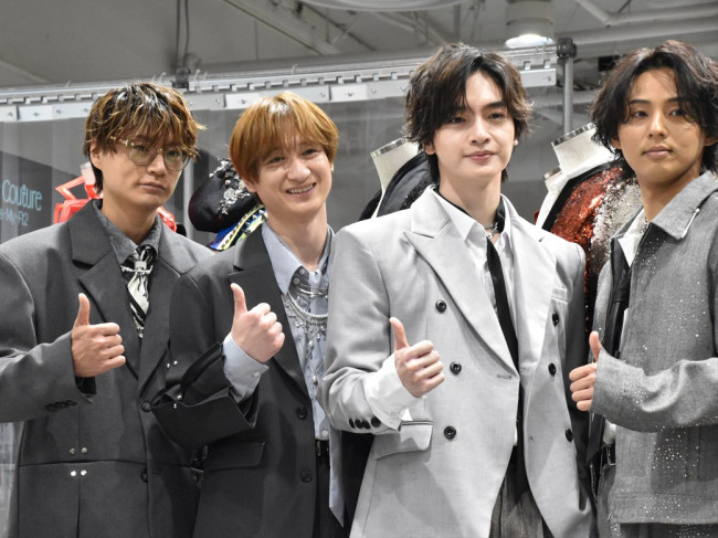 写真）Kis‐My‐Ft2、15年の歴史にしみじみ キスマイの歴史を衣装で