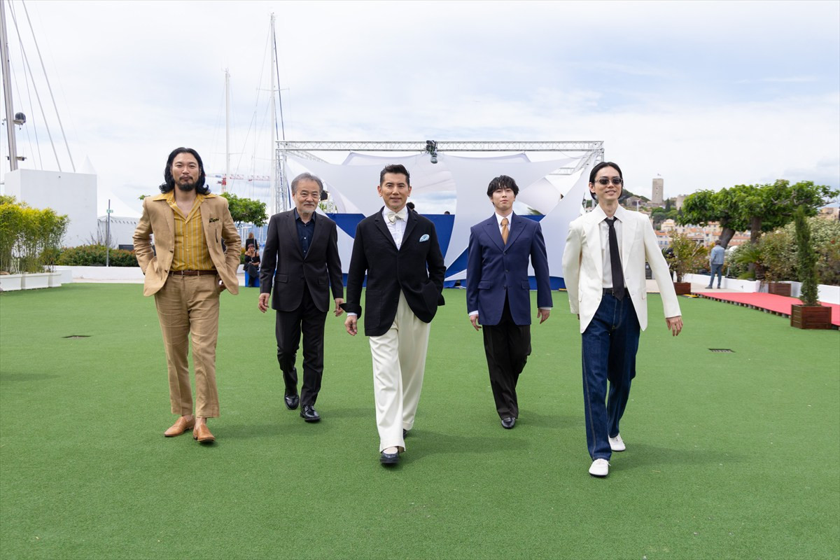 宮舘涼太、カンヌで華麗なターン披露！ 『黒牢城』本木雅弘、菅田将暉と共に初参加