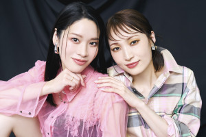 （左から）和希そら、望海風斗
