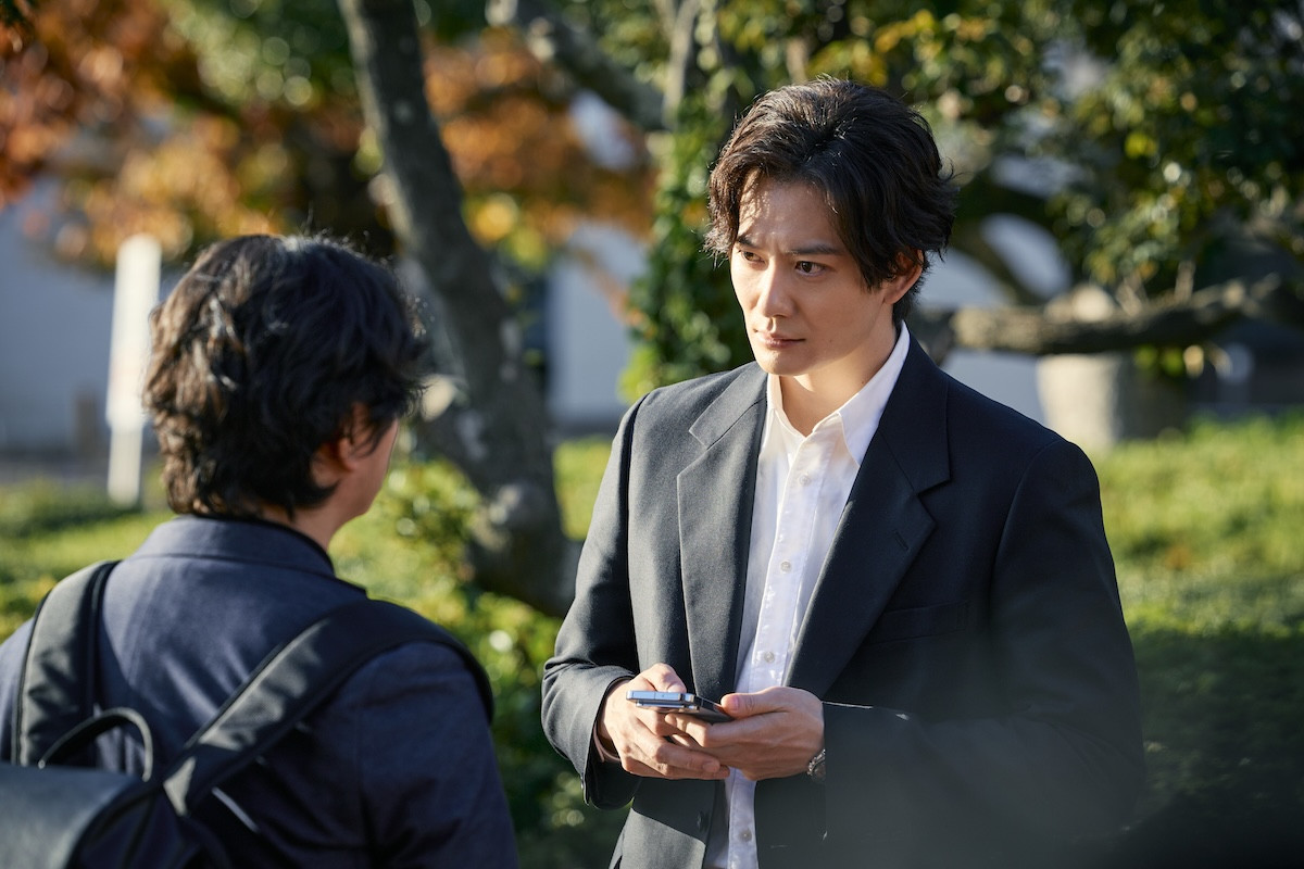 『田鎖ブラザーズ』第7話 “稔”染谷将太、“真”岡田将生の投げやりな態度を不審に思う