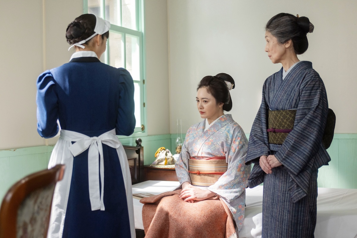 来週の『風、薫る』“りん”見上愛、冷たい態度の“千佳子”仲間由紀恵と向き合うためのヒントを得る