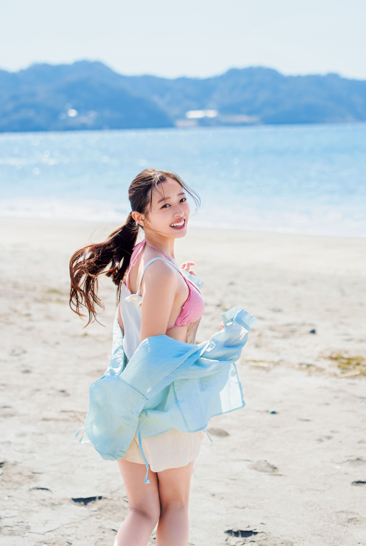 志田音々ら「一生の親友」美女3人が1度きりの豪華グラビア競演！