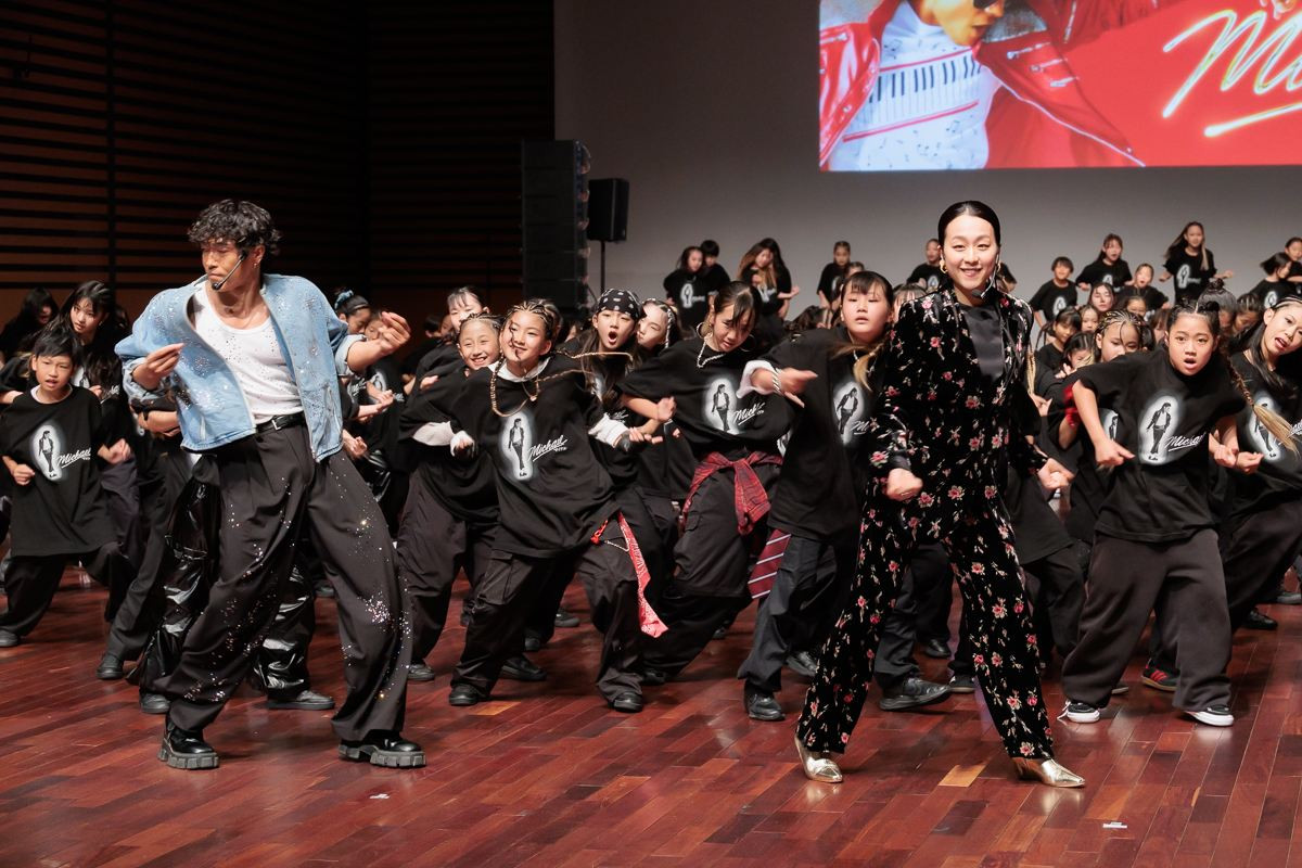 浅田真央、マイケル・ジャクソンの代表曲でダンス披露「これだけたくさんの方と陸で踊ることは今までなかった」