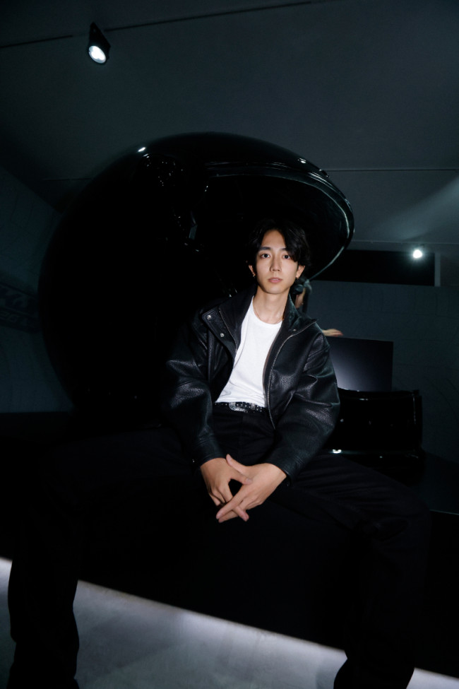 写真）BTS ジョングク＆SEVENTEEN ミンギュが原宿に降臨！ 夢の