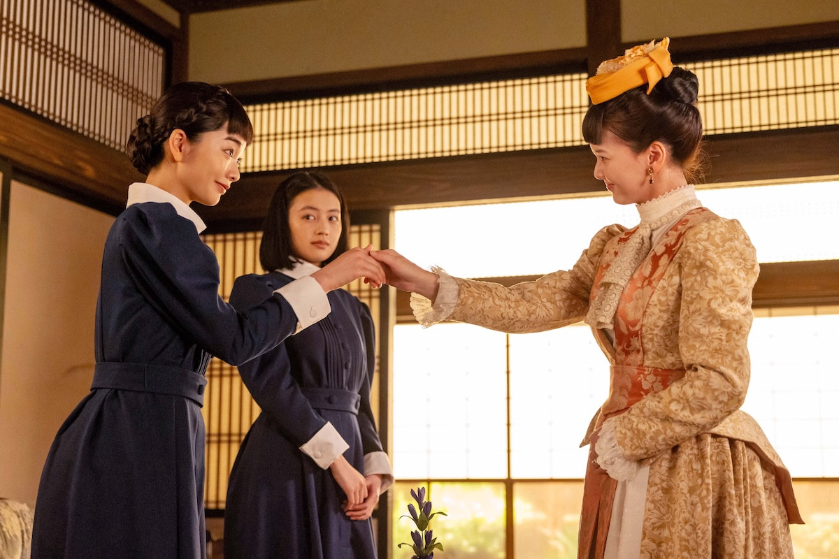 明日の『風、薫る』“りん”見上愛＆“直美”上坂樹里、“捨松”多部未華子から思いがけない事実を知らされる