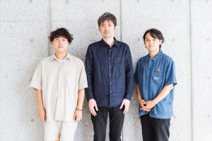 （左から）仁木祥太郎、鈴木アツト、國崎史人