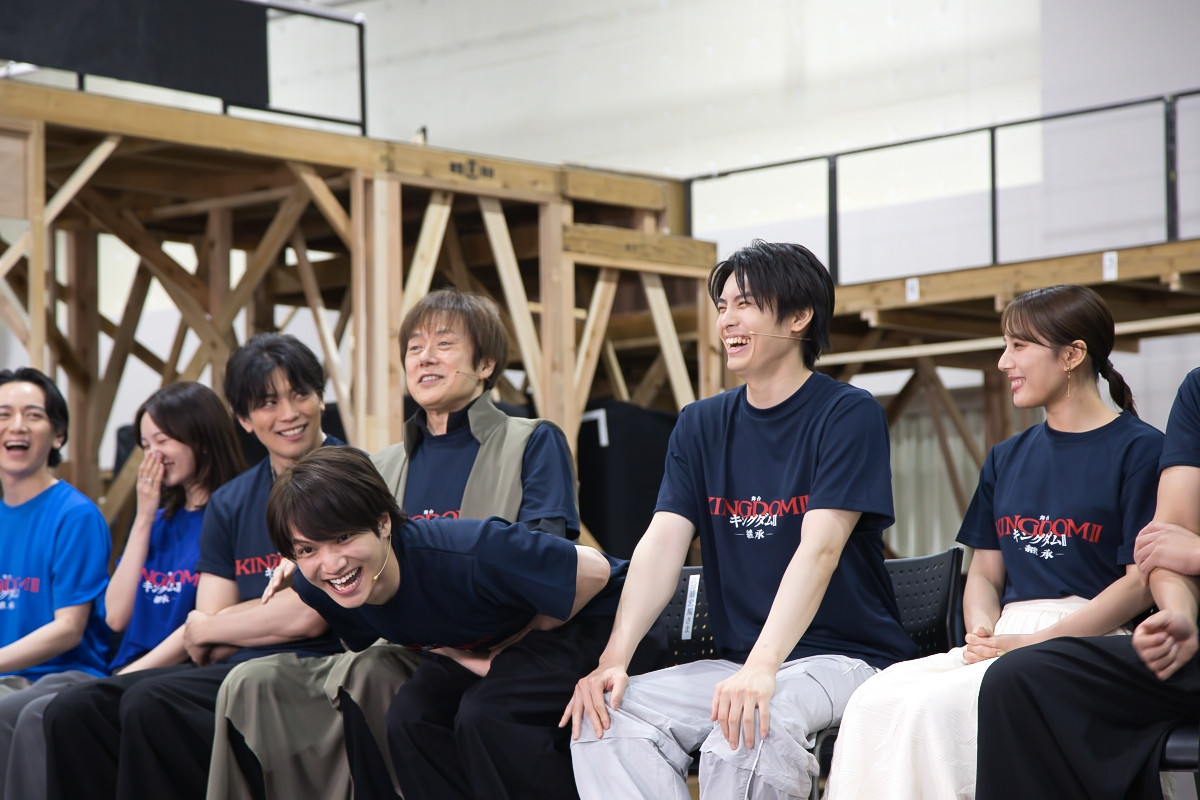 三浦宏規＆高野洸、舞台『キングダム』再演に意気込み　“王騎”山口祐一郎のさすがの包容力をカンパニー絶賛！