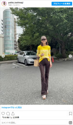 脚が長くてうらやましい！　柏木由紀子の最新コーデ　※「柏木由紀子」Instagram