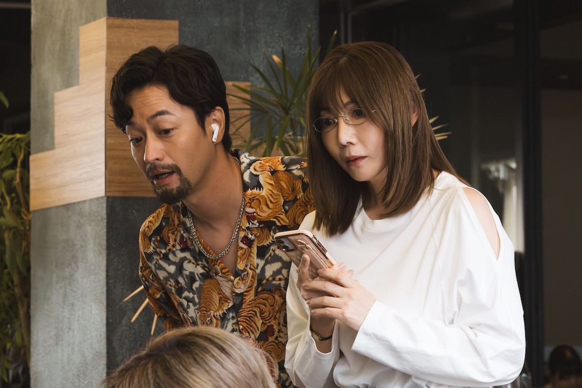 GACKT、“嘘”を武器にするダークな弁護士役で月9初主演！リーガルドラマ『ブラックトリック』今夜スタート