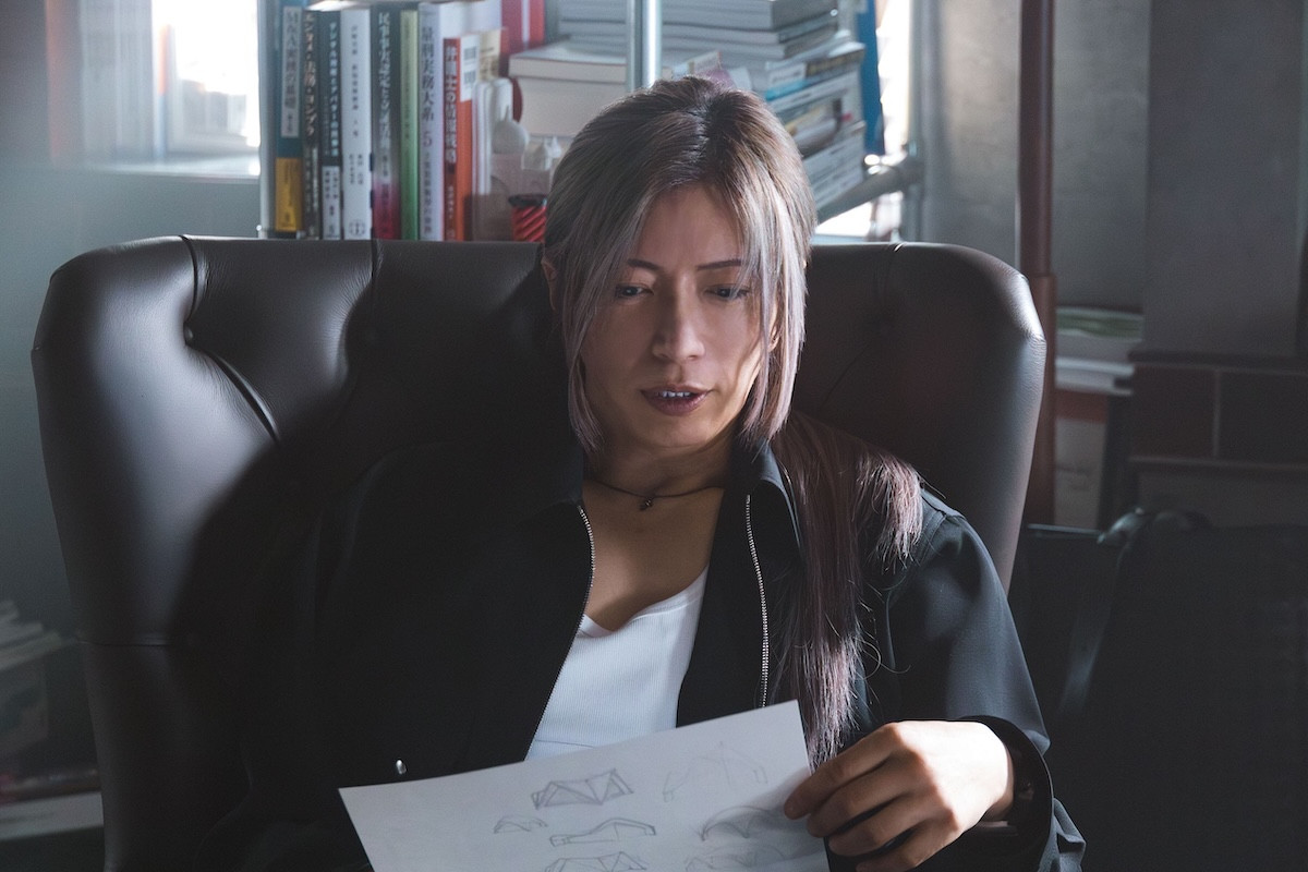 GACKT、“嘘”を武器にするダークな弁護士役で月9初主演！リーガルドラマ『ブラックトリック』今夜スタート