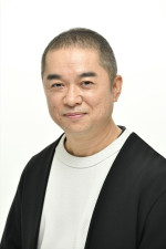 舞台『ナイボー！』脚本の横山拓也