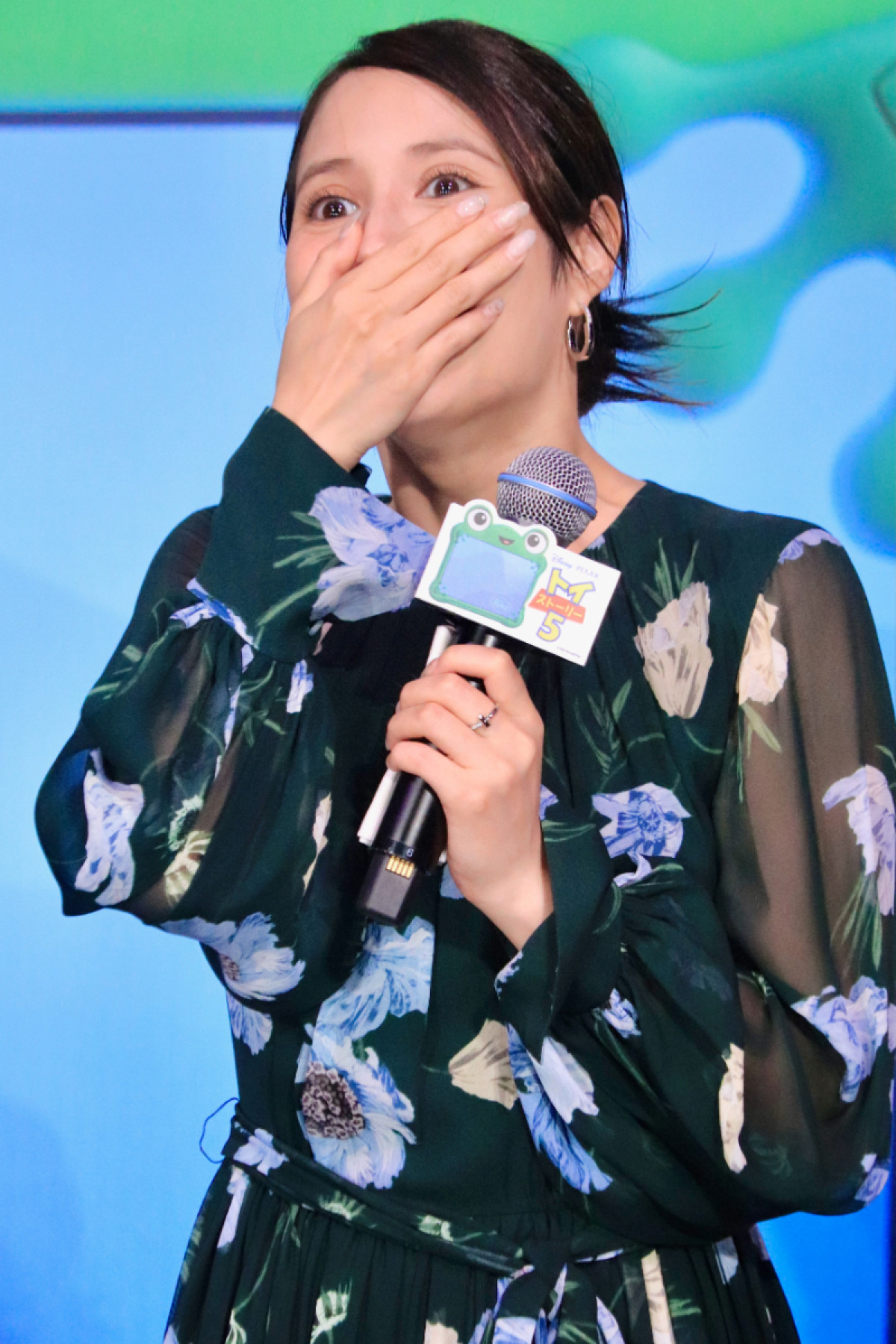 唐沢寿明、緊張した子役に神対応　「握手してあげる」