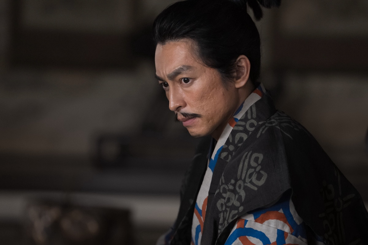『豊臣兄弟！』“利家”大東駿介、槍鍛錬＆腕押し対決で筋肉美披露　ネット称賛続々「ムッキムキ」「今回の大河の筋肉枠」