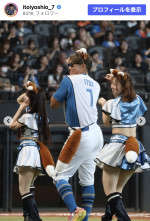 糸井嘉男、まさかの“きつねダンス”披露　※「糸井嘉男」Instagram