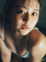 すみぽん（高倉菫）1st写真集『offcourt（オフコート）』より