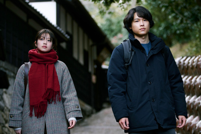 映画『白鳥とコウモリ』場面写真