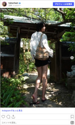 脚長っ！　土生瑞穂172cm、スタイル抜群短パンショット　※「土生瑞穂」Instagram