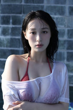 高野真央の1st写真集『まおのこと、』より
