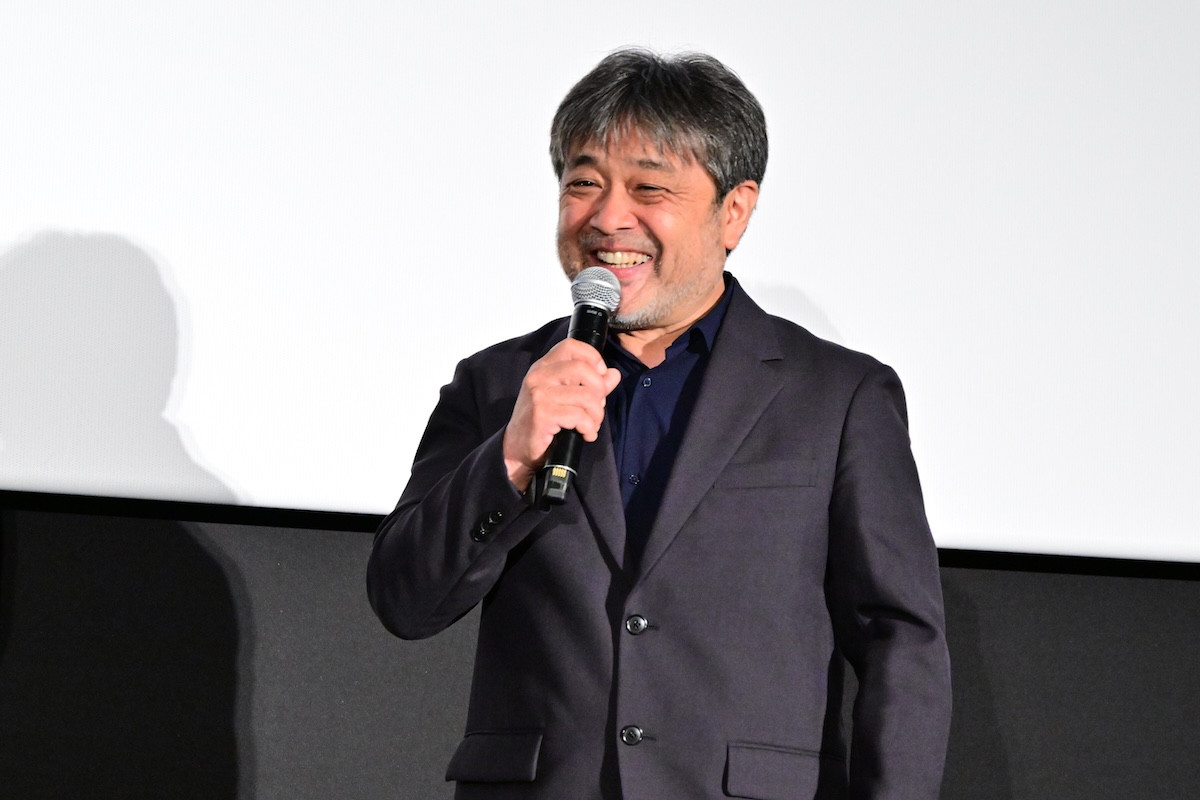  松村北斗、原作・東野圭吾さんからの絶賛に喜び　今田美桜は「驚きすぎて…」＜『白鳥とコウモリ』公開前夜祭＞