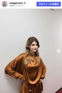 マギー、ミニスカコーデでファンの視線を釘づけ　※「マギー」Instagram