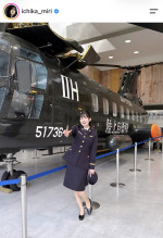 未梨一花、自衛隊制服姿オフショットを披露　※「未梨一花」Instagram