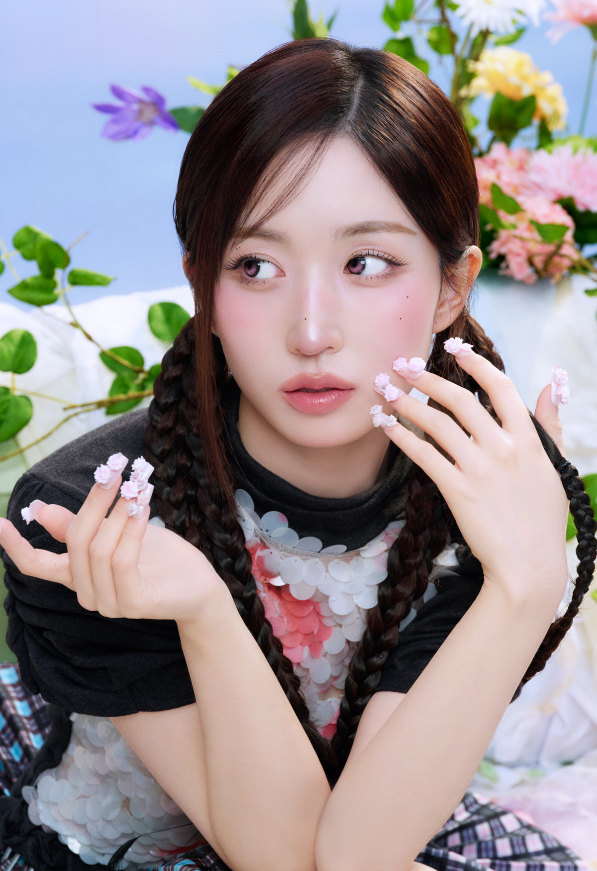 NMIXX日本デビューベストアルバム『N＝MIXX』新ビジュアル＆ジャケット写真公開！　全12曲の収録内容＆封入特典も一挙解禁