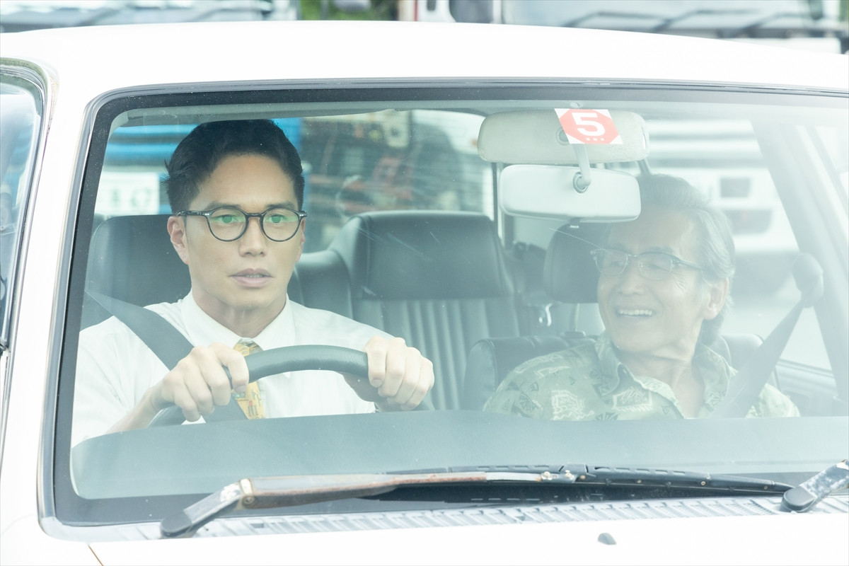 市原隼人主演『おいしい給食 season4』第3話　甘利田、愛する瓶牛乳の廃止危機に猛反対！