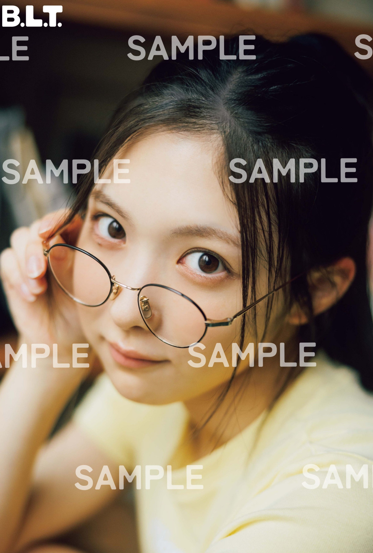 櫻坂46・谷口愛季、吉祥寺で見せた“愛らしさ”に大接近！　「B.L.T.12月号」表紙・巻頭に登場
