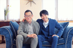 （左から）上田誠、井ノ原快彦
