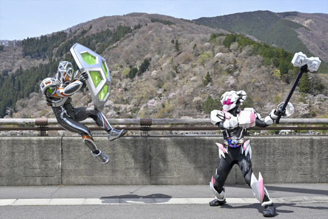 『仮面ライダーマイス』第7話場面写真