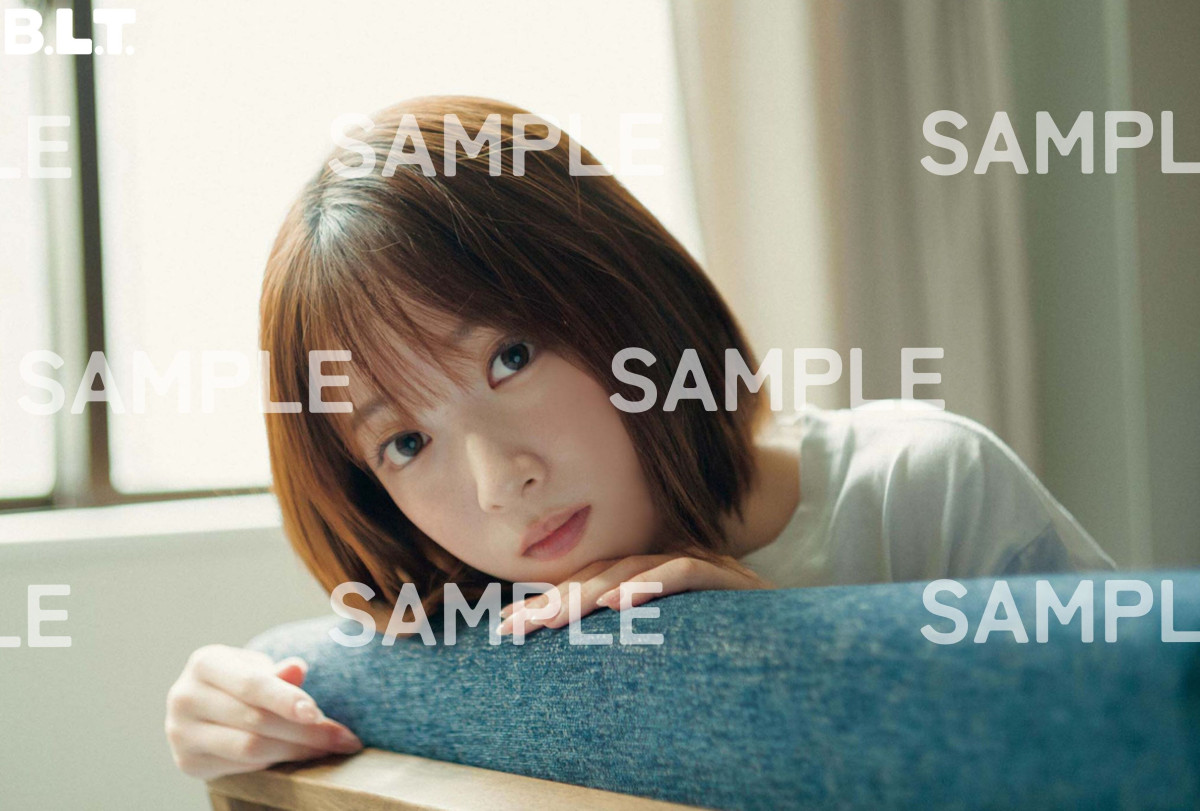 櫻坂46・谷口愛季、吉祥寺で見せた“愛らしさ”に大接近！　「B.L.T.12月号」表紙・巻頭に登場