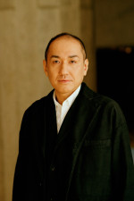 『見えざる手』演出を務める上村聡史