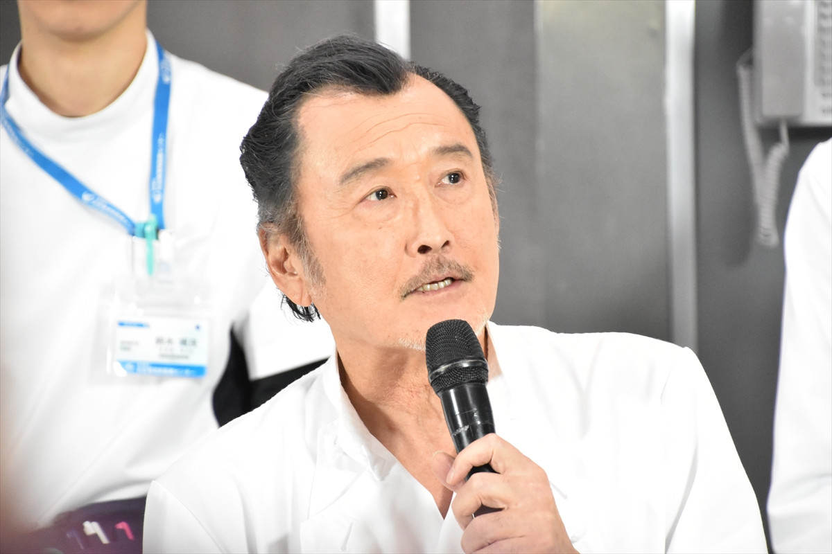 橋本環奈、撮影現場で「ずっと食べてます」　ラーメン完食シーンも「本当に全部飲んでる」