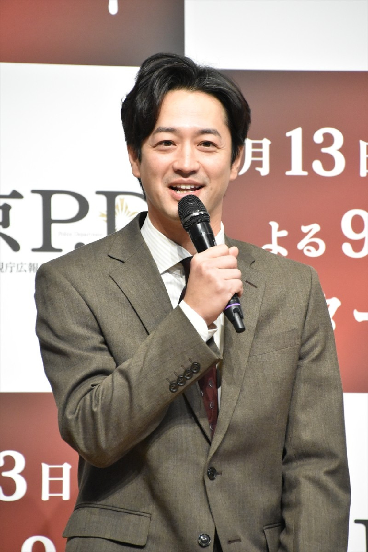 福士蒼汰の“広背筋”、イケオジ揃いの出演者に注目！　ドラマ『東京P.D. 警視庁広報2係』見どころを出演者が紹介