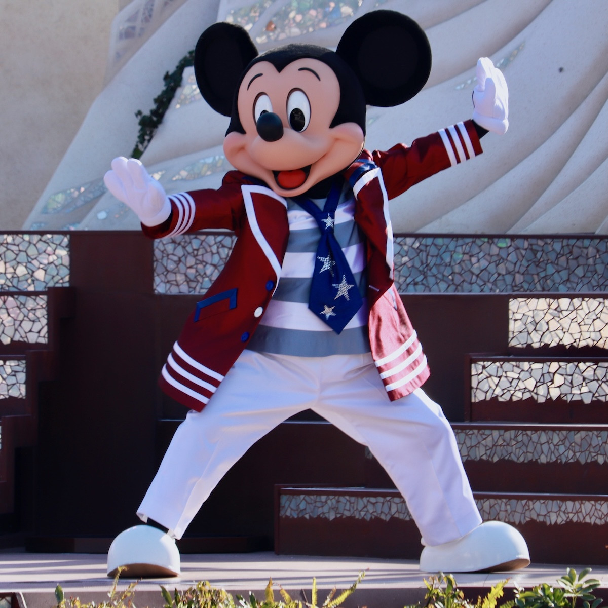 20260113_ステージショー「ダンス・ザ・グローブ！