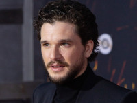 キット・ハリントン