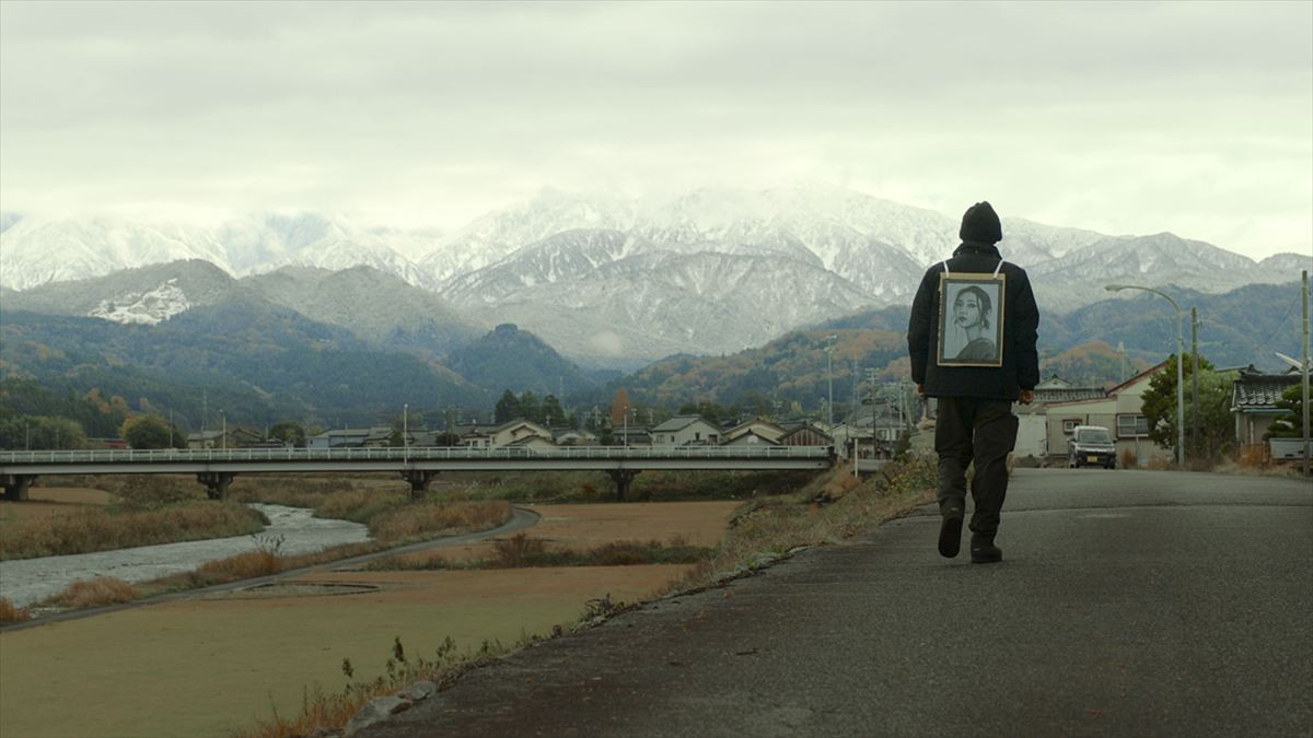 成田凌×沢尻エリカ『＃拡散』予告・ポスター・場面写真が一挙解禁！　妻の死の真実はどこへ――？