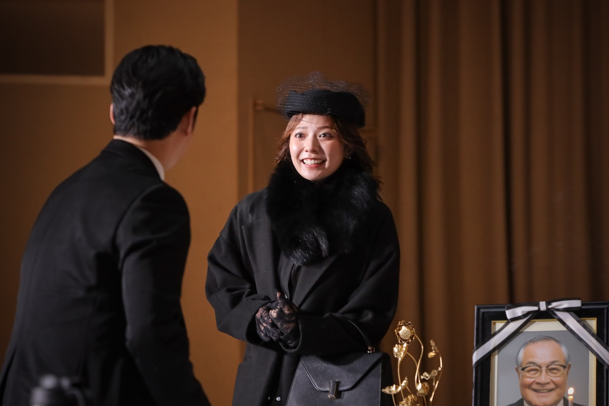 『おコメの女』“優香”長濱ねる、港区女子風ファッションで激変　称賛続々「似合いすぎ」「かわいい～」