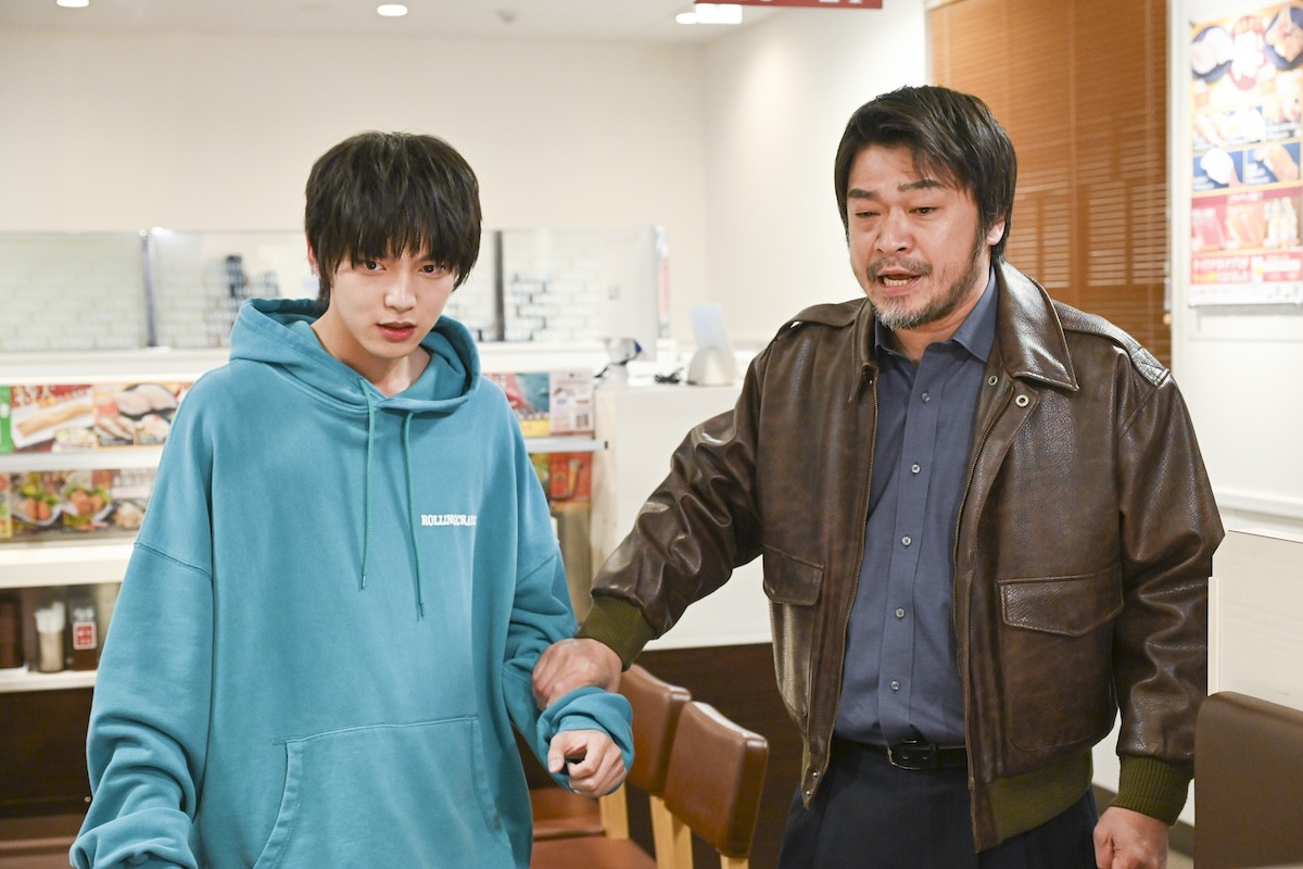 『DREAM STAGE』“吾妻”中村倫也、まさかの移動手段で登場　ネット騒然「絵になる～」「おもしれー男www」