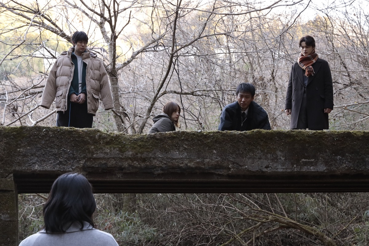 『再会』“万季子”井上真央、“南良”江口のりこの考察に動揺　ネットも騒然「これは本当？」「署長かも？？」