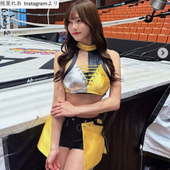 桃里れあ、ソロショット　※「桃里れあ」Instagram