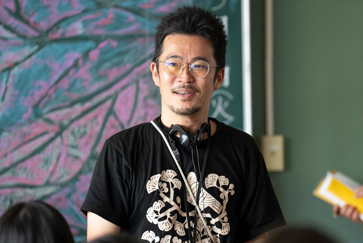 坂口健太郎、中野量太監督と初タッグ『私はあなたを知らない、』公開決定　髪を切り難役に挑む