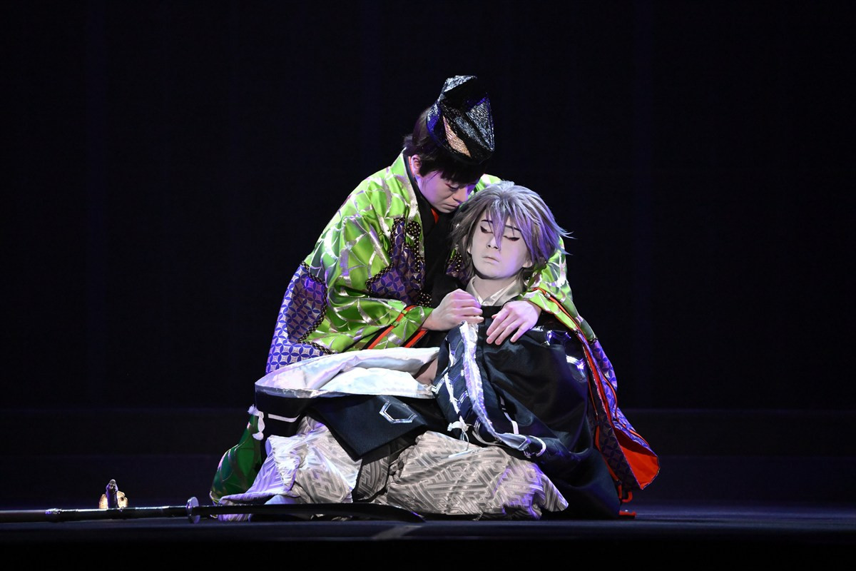 歌舞伎×『エヴァンゲリオン』の初コラボがついにお披露目！　“渚カヲル”尾上左近＆“碇シンジ”上村吉太朗の登場に鳴り止まぬ拍手