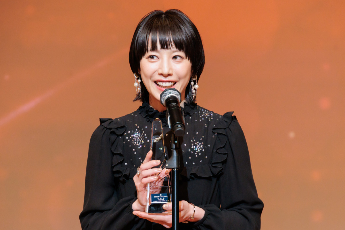 竹内涼真、夏帆を携帯待ち受けにしてた!?　学生時代をぶっちゃけ「僕らの世代のマドンナ」