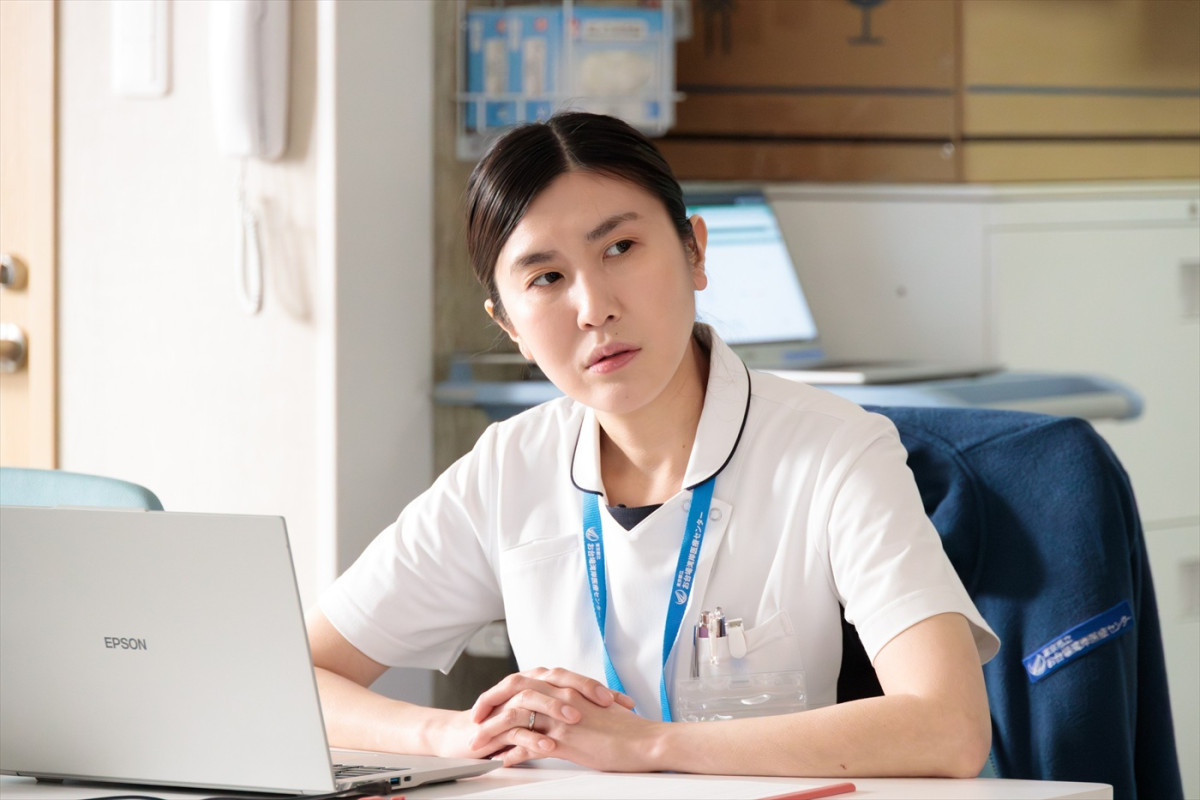 橋本環奈がヤンキールックから清楚系コーデに激変！　『ヤンドク！』第5話場面写真公開