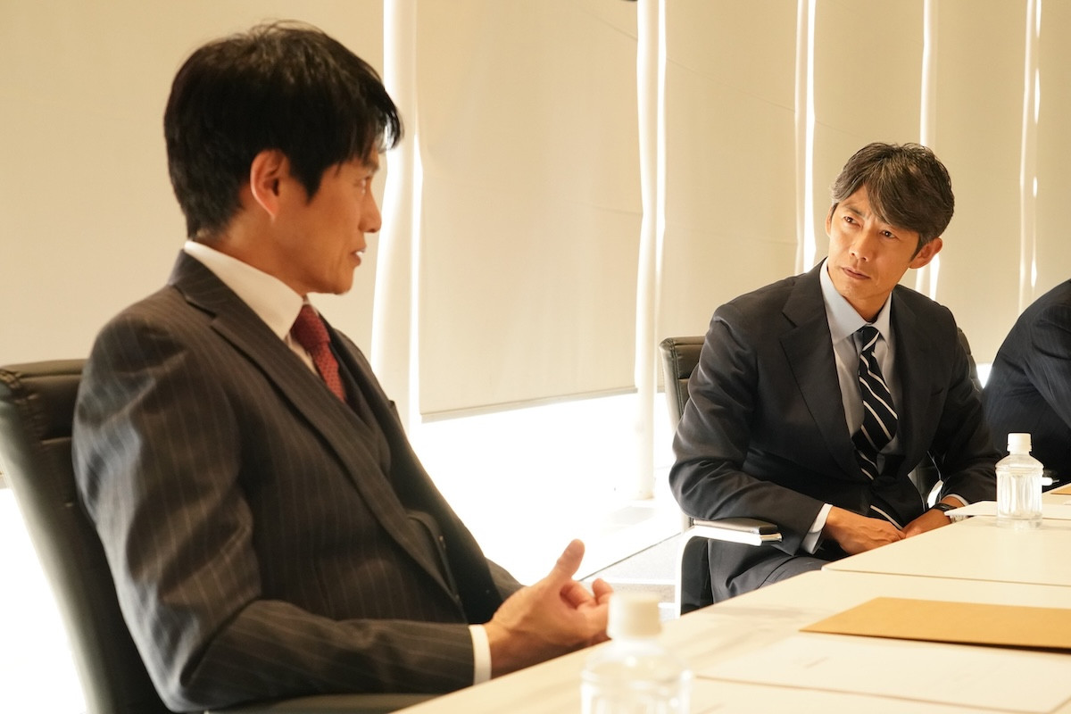 『ラムネモンキー』第5話 “雄太”反町隆史たち、レンタルビデオ店の元店主と再会　驚きの事実を告げられる