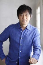 プレミアムドラマ『対決』に出演する渡辺いっけい